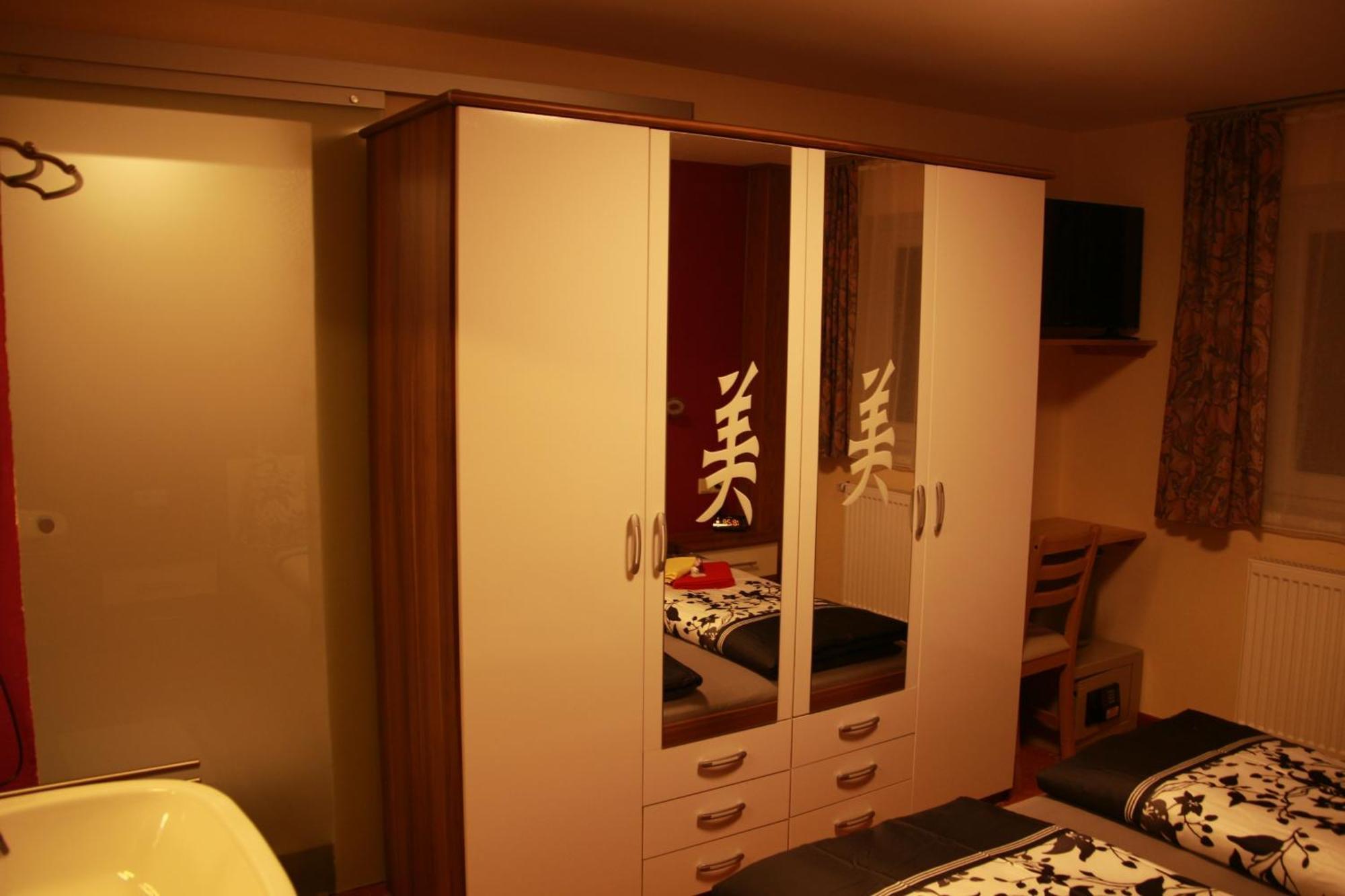 Haus Kartoner Hotel Schladming Room photo