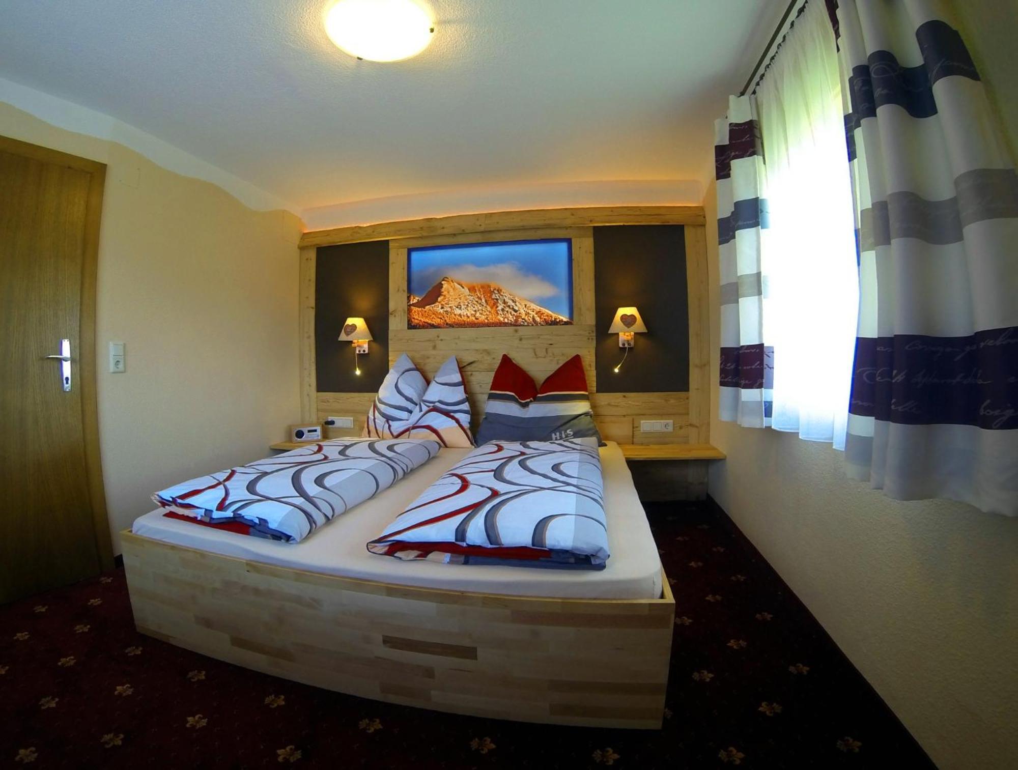 Haus Kartoner Hotel Schladming Room photo
